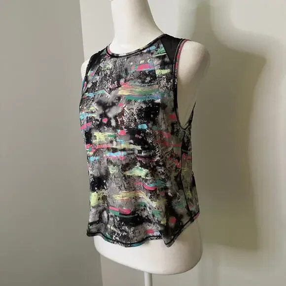 Lululemon Sculpt cropped gray & multicolor pattern tank top - Picture 3 of 10